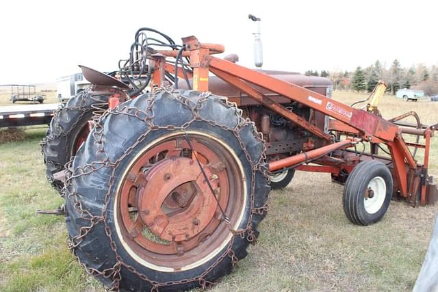 Image of International Harvester M equipment image 4