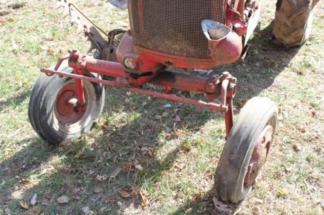 Image of Farmall Cub equipment image 1