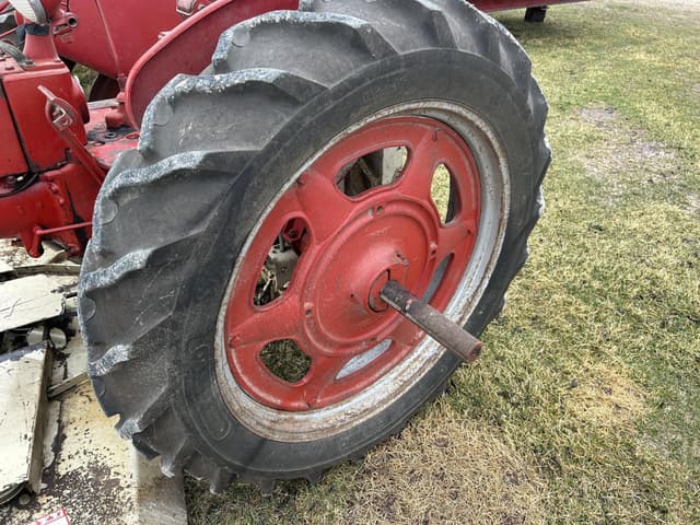 Image of Farmall C equipment image 3