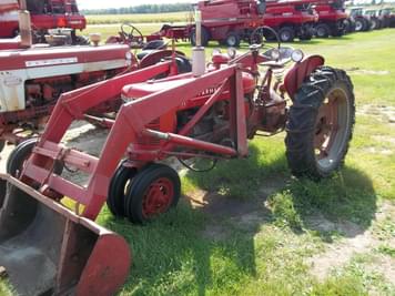 Main image International Harvester Farmall H