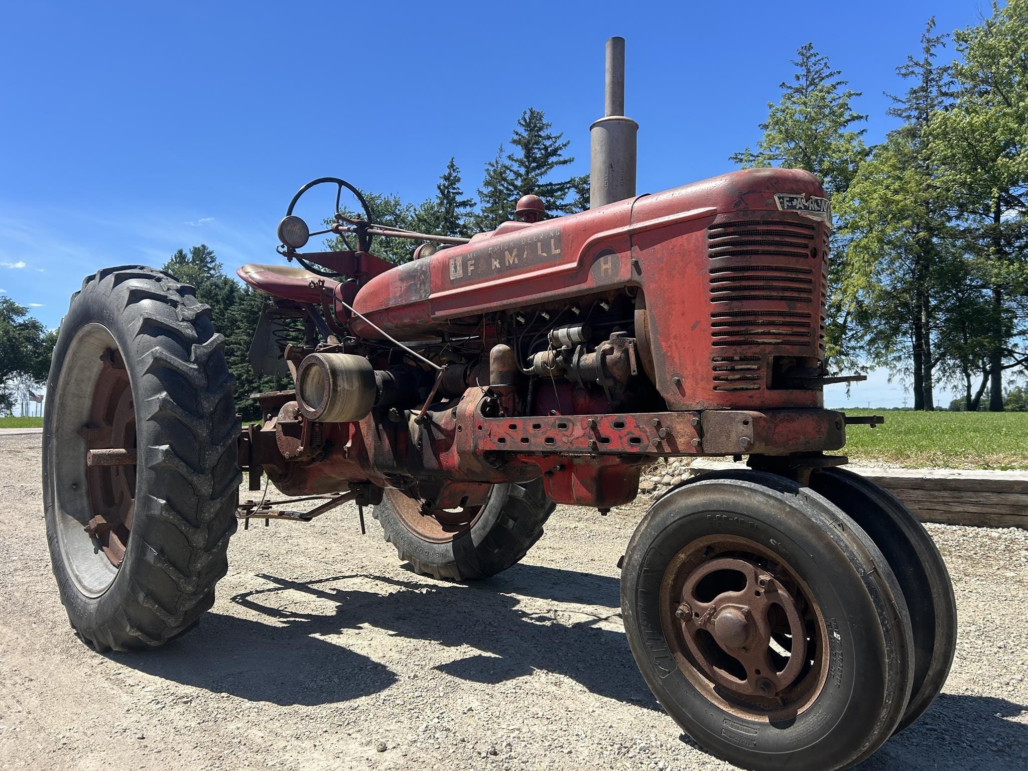1949 Farmall H Equipment Image0