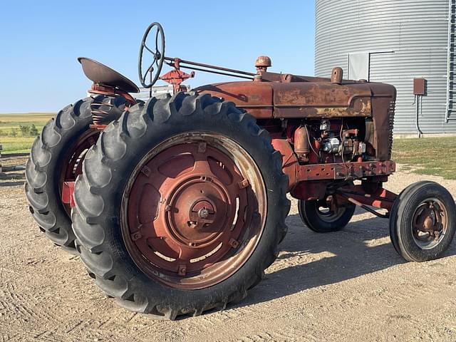 Image of Farmall MD equipment image 4