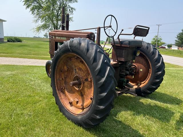 Image of John Deere A equipment image 2