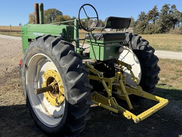 Image of John Deere A equipment image 1