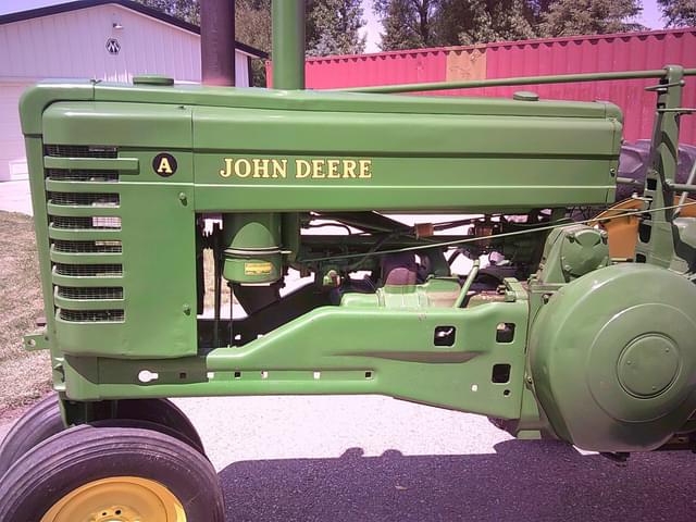 Image of John Deere A equipment image 1