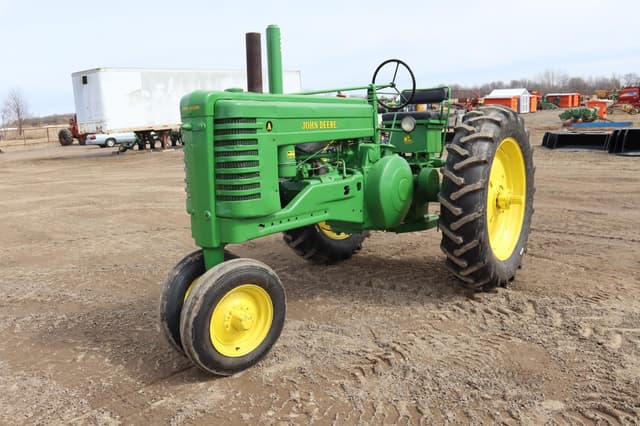 Image of John Deere A equipment image 2