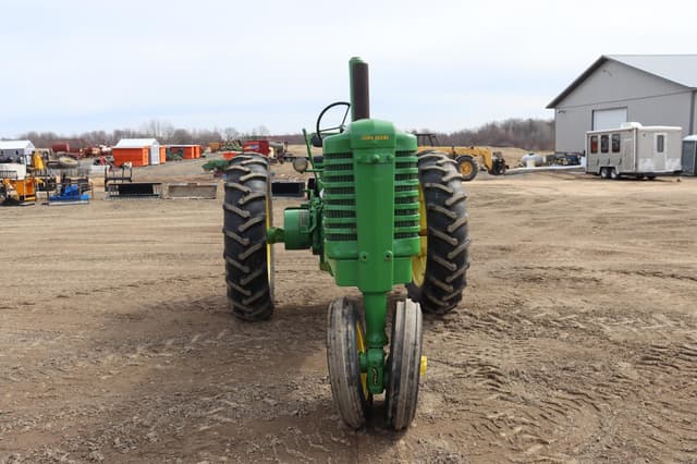 Image of John Deere A equipment image 1