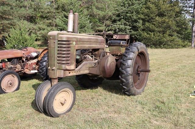 Image of John Deere A equipment image 2