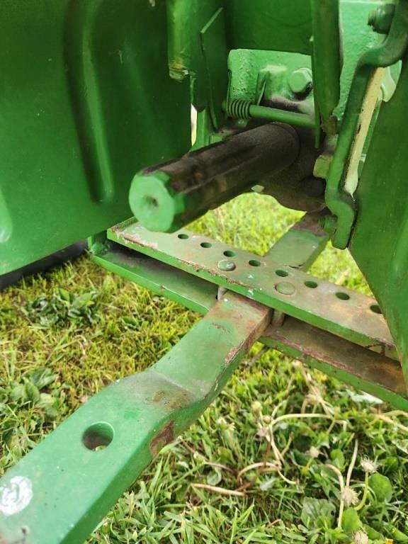 Image of John Deere A equipment image 3