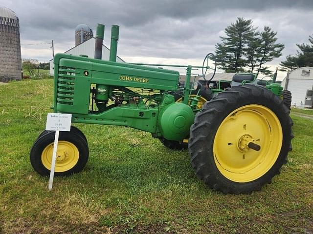 Image of John Deere A equipment image 1