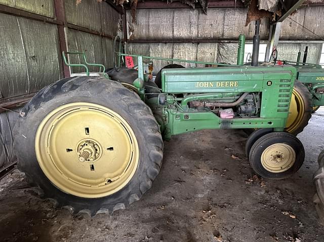 Image of John Deere B equipment image 4