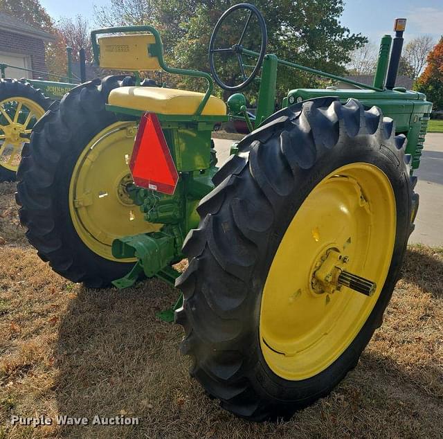 Image of John Deere B equipment image 3