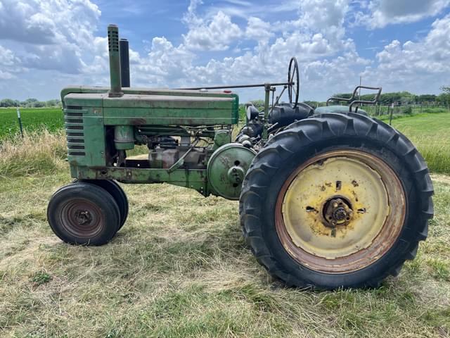 Image of John Deere G equipment image 1