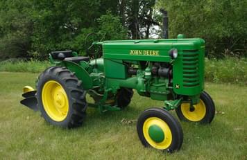 Main image John Deere M