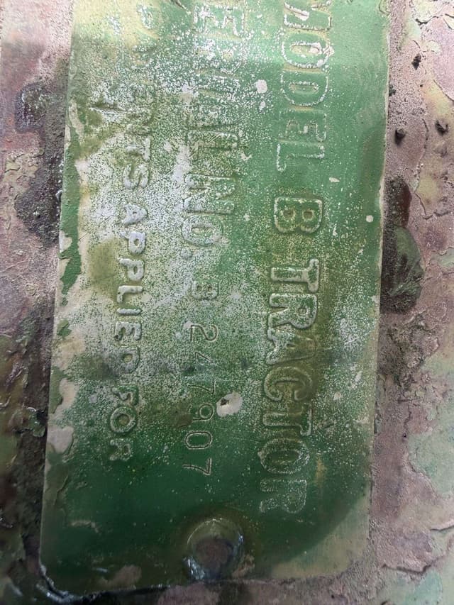 Image of John Deere B equipment image 1