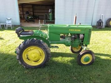 Main image John Deere M