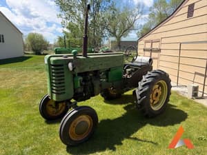 1949 John Deere M Image