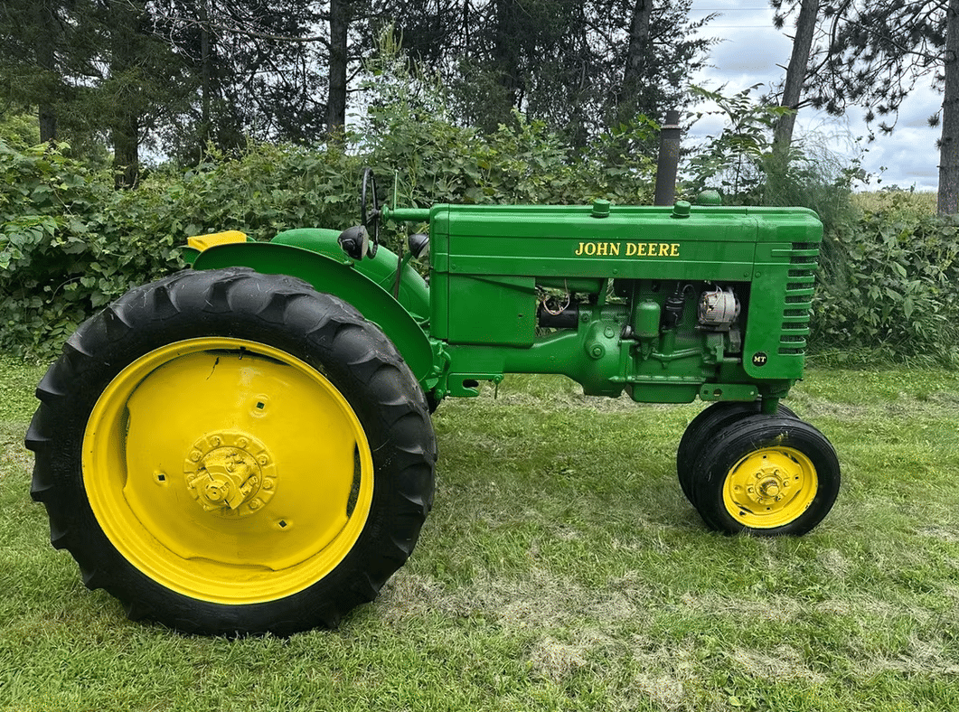 Image of John Deere MT Image 1