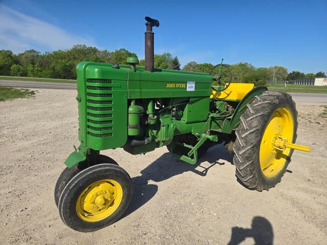 Image of John Deere MT equipment image 1