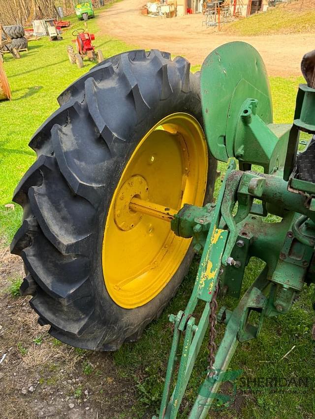 Image of John Deere MT equipment image 4