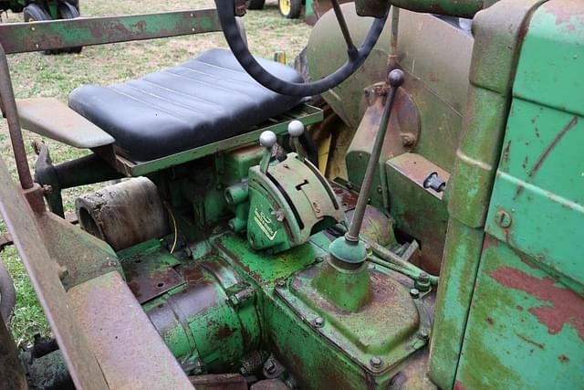 Image of John Deere MT equipment image 4