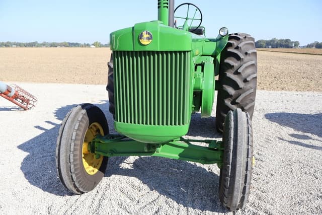 Image of John Deere R equipment image 2