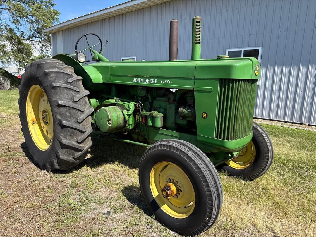 Image of John Deere R Primary image