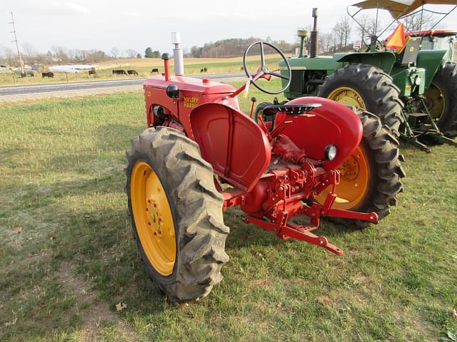 Image of Massey-Harris 22 equipment image 3