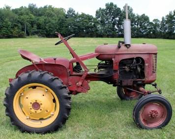 Main image Massey-Harris Pony