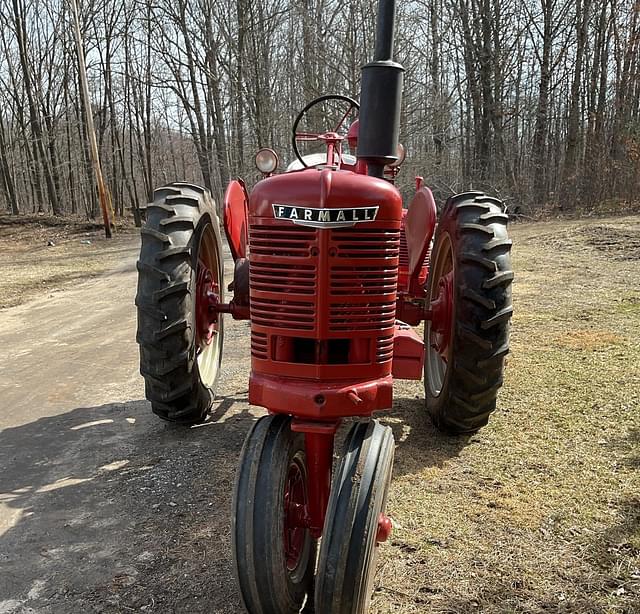 Image of Farmall H equipment image 2
