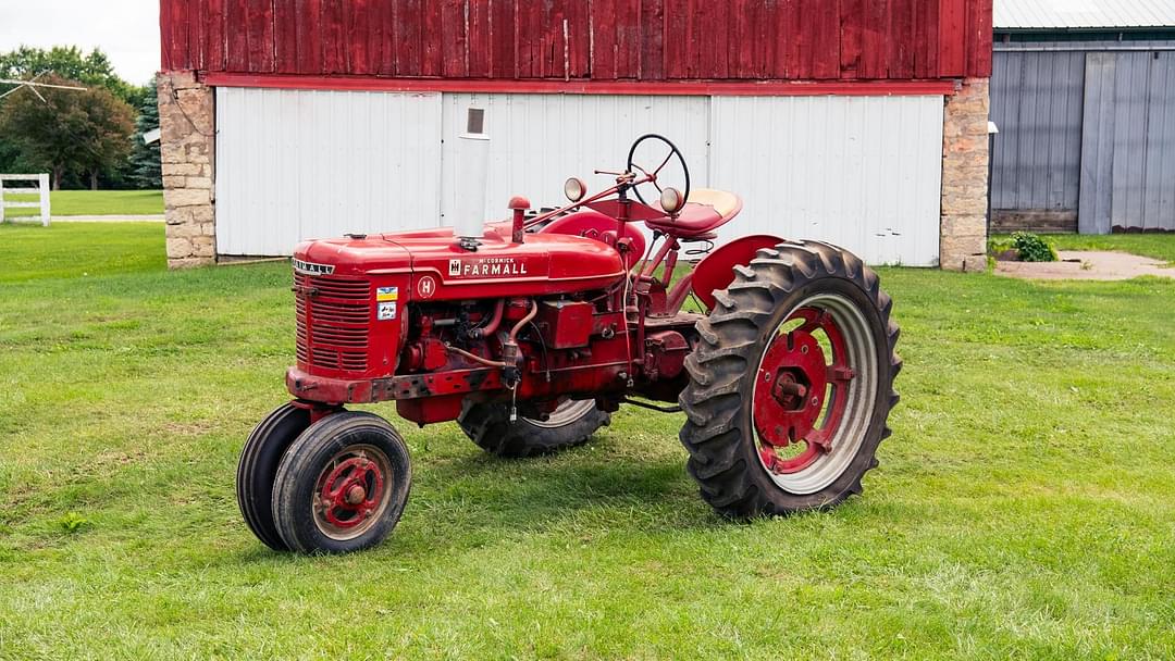 Image of Farmall H Primary image