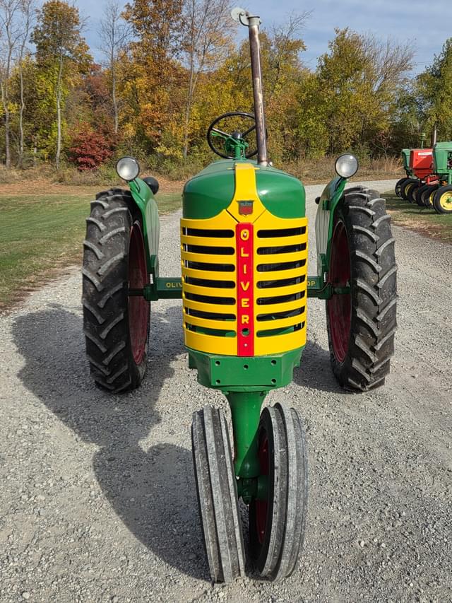 Image of Oliver 66 equipment image 1