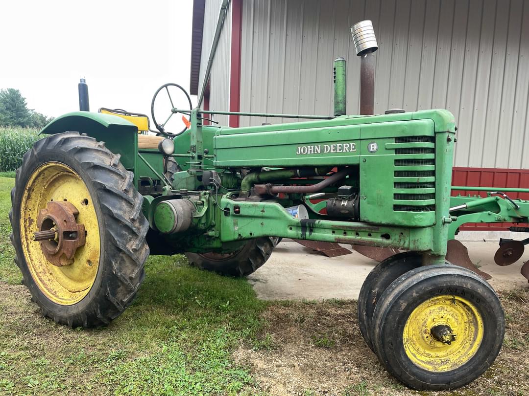 Image of John Deere B Primary image