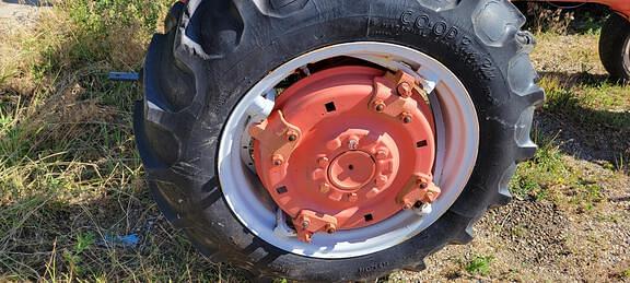 Thumbnail image Allis Chalmers CA 7