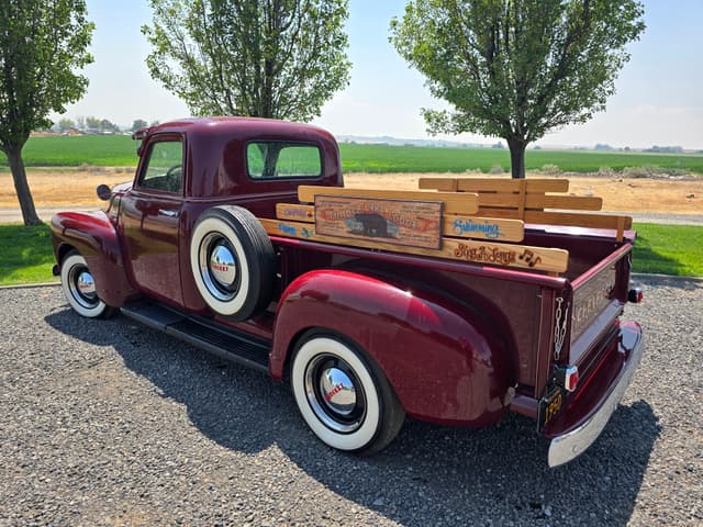 Image of Chevrolet 3100 equipment image 3