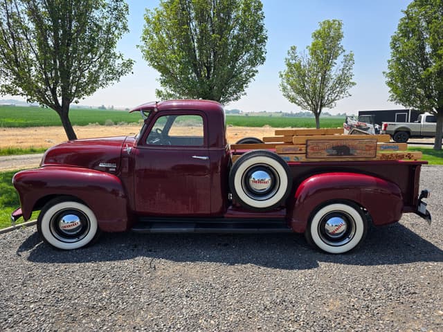 Image of Chevrolet 3100 equipment image 4