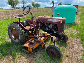 Main image Farmall Cub