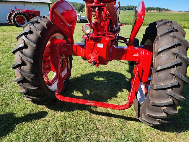 Image of Farmall HV equipment image 2