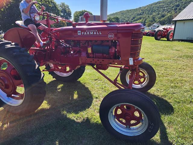 Image of Farmall HV equipment image 1