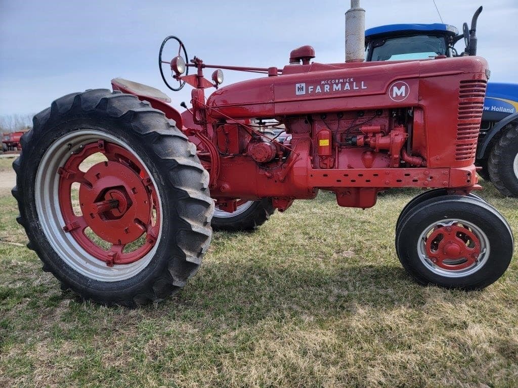 Image of Farmall M Primary image