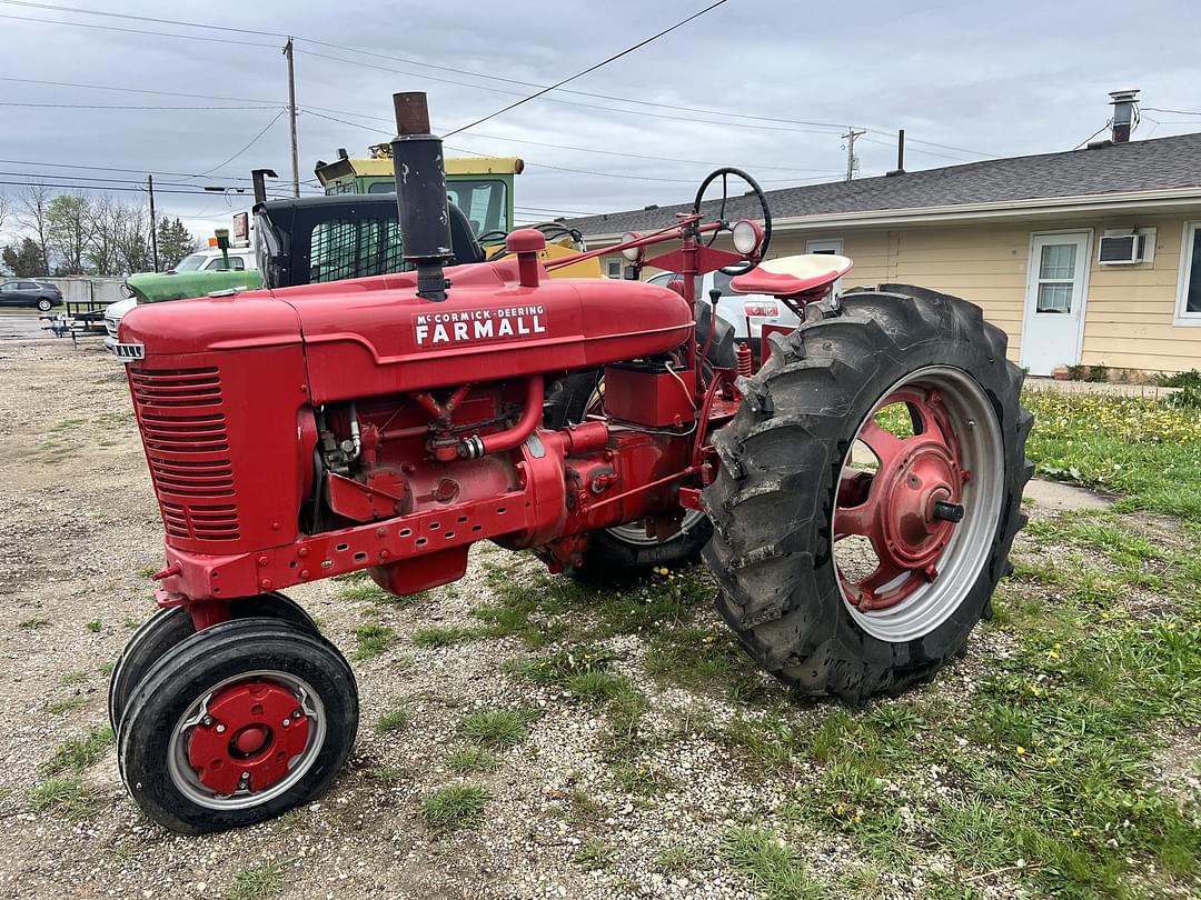 Image of Farmall M Primary image