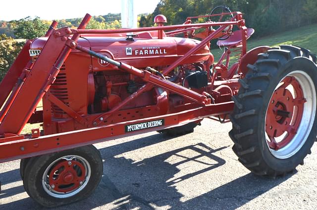 Image of Farmall M equipment image 2