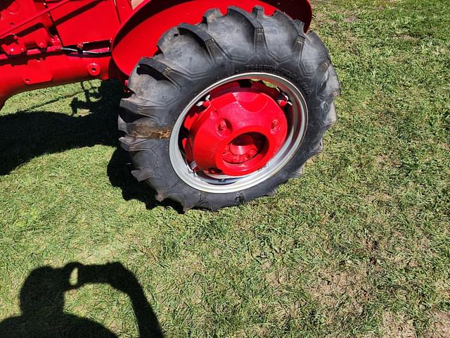 Image of Farmall Super A equipment image 3