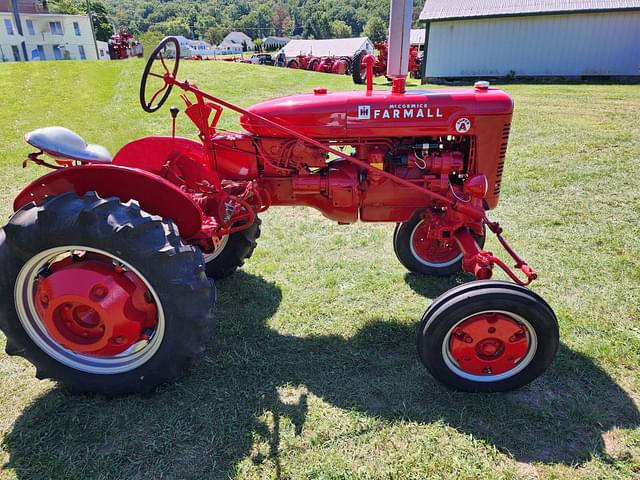 Image of Farmall Super A equipment image 1