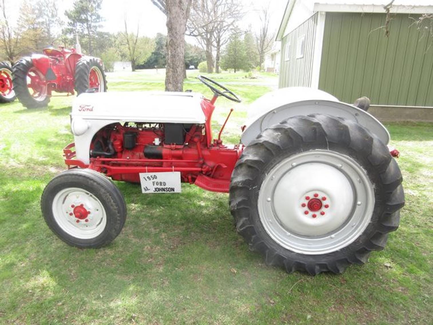 1950 Ford 8N Equipment Image0