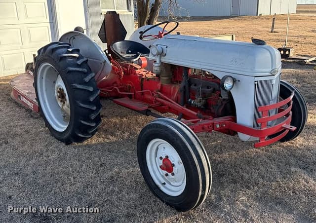 Image of Ford 8N equipment image 2