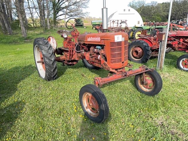 Image of Farmall C equipment image 1