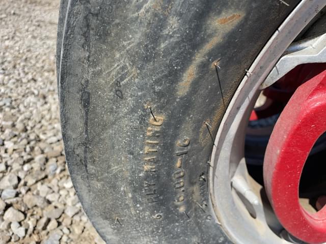 Image of Farmall M equipment image 4