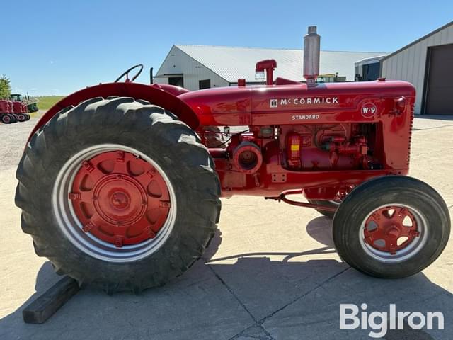 Image of McCormick-Deering W-6 equipment image 3