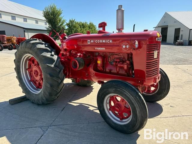 Image of McCormick-Deering W-6 equipment image 2
